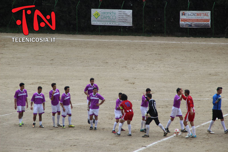 Calcio, Nicosia-Gangi 0-0