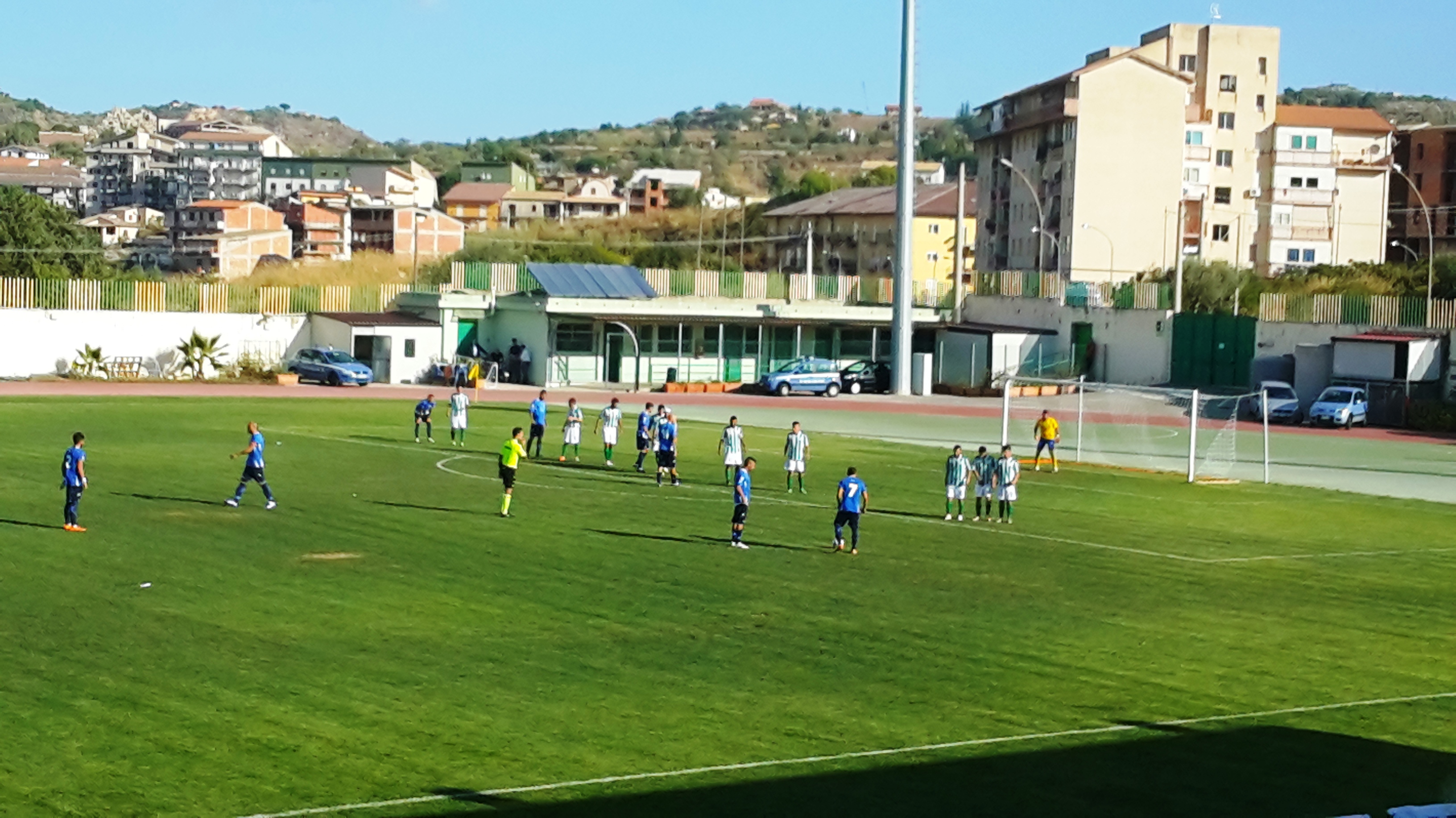 CALCIO. I biancoverdi agguantano il pareggio con il Neapolis: in campo quattro leonfortesi 