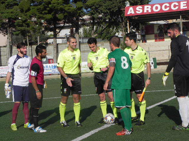 Le due facce della Leonfortese. Ancora una sconfitta in trasferta: 3-1 contro il Roccella