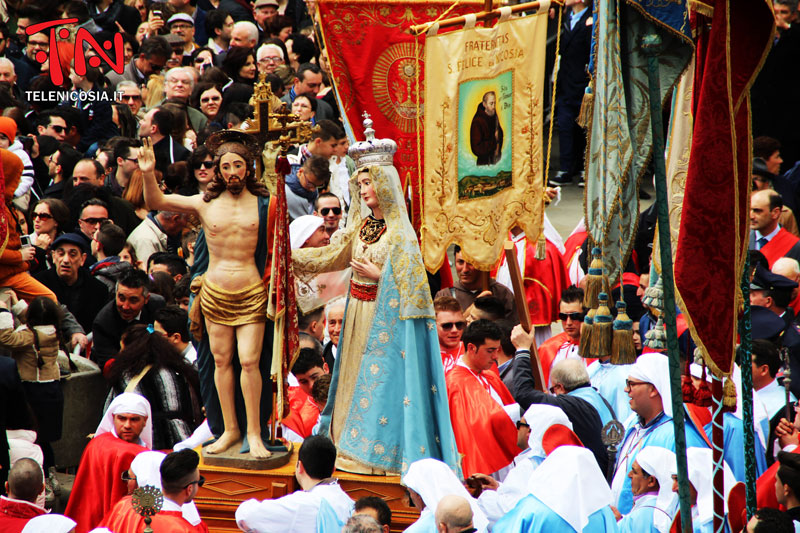 Pasqua nicosiana, 'u scronto' a Piazza Garibaldi