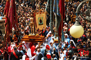 Pasqua nicosiana, 'u scronto' a Piazza Garibaldi