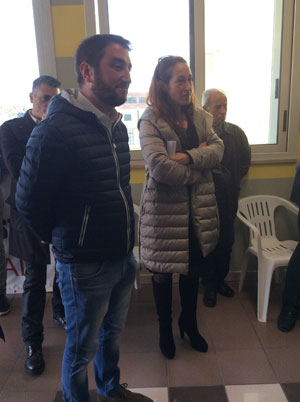 Leonforte, la senatrice Paola Taverna e il deputato dell’ARS Giancarlo Cancelleri del M5S incontrano il comitato Pro Salute