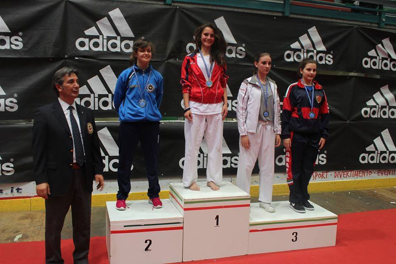 Successi per la Champions nella danza e nel karate