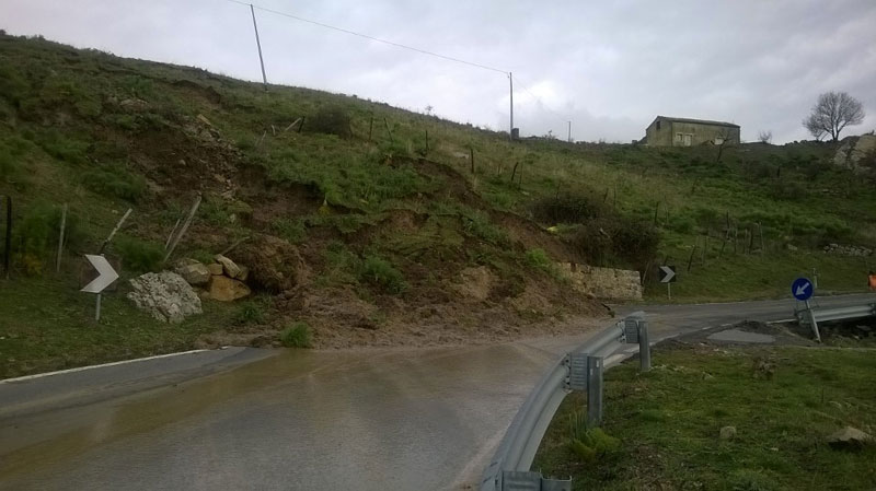 Troina, riapre al transito la strada statale 575 per Catania