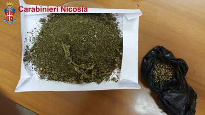 Deteneva illecitamente droga e reperti archeologici, uomo denunciato dai carabinieri di Nicosia