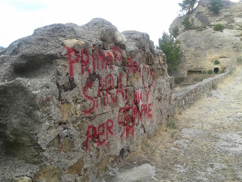 Nicosiae Castrum organizza una pulizia straordinaria del parco urbano del castello