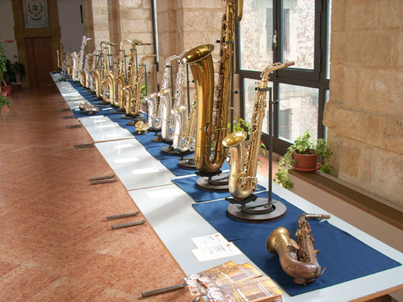 Troina, a Palazzo Squillaci la mostra di sassofoni storici ‘’2volte 100sax’’