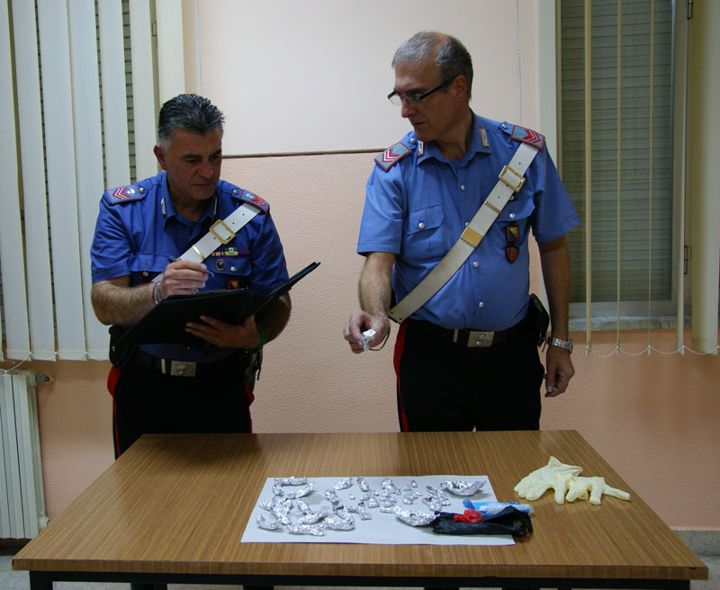 Piazza Armerina, arrestato pregiudicato responsabile di spaccio di sostanze stupefacenti