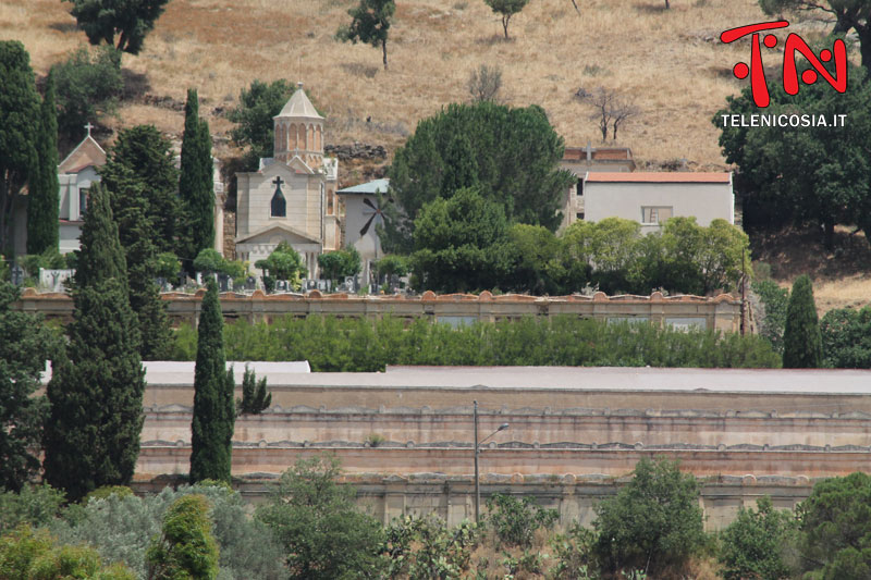 Nicosia, le salme del cimitero verranno tumulate provvisoriamente nelle cappelle delle confraternite