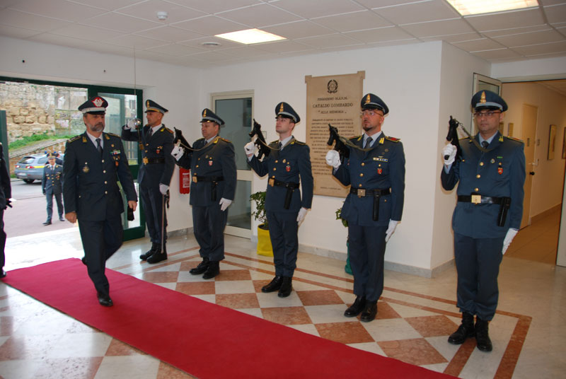 Guardia di Finanza: visita ispettiva del comandante regionale Sicilia al comando provinciale di Enna