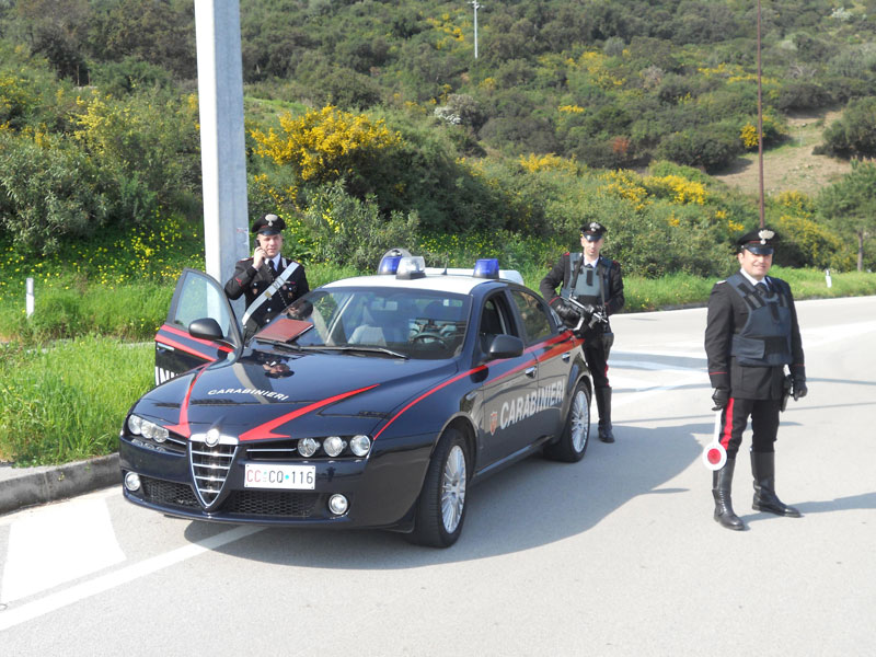 Mistretta, Carabinieri denunciano cinque persone per droga