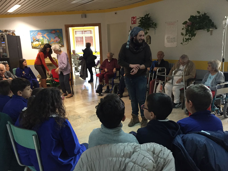 Leonforte, primo incontro bambini-anziani a segnare l’inizio del progetto ‘’Il cassetto dei ricordi’’ presso l’R.S.A. Ferro Branciforti Capra