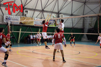 Volley maschile, Prima Divisione, Città di Nicosia-Ameselon Regalbuto 3-0