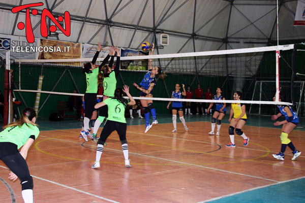 Volley femminile, serie C, NAF Nicosia-Annunziata 0-3