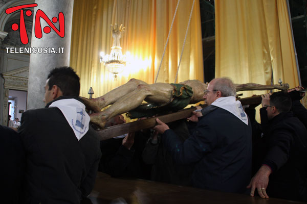 Nicosia, il Venerdì Santo con la Processione del Padre della Provvidenza