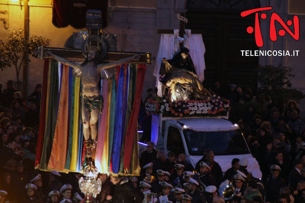 Nicosia, il Venerdì Santo con la Processione del Padre della Provvidenza