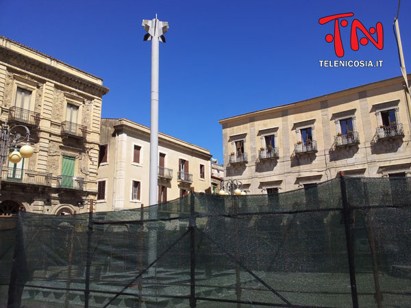 Nicosia, proseguono i lavori per la cuspide della torre campanaria