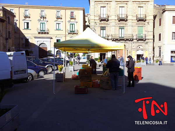 Nicosia, dal 31 maggio il mercatino ‘’Spesa in campagna’’ in piazza Garibaldi