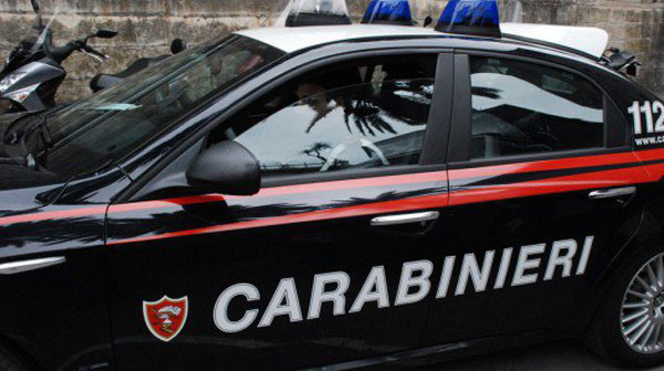 Regalbuto, arrestato un giovane per maltrattamenti in famiglia