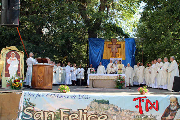 Nicosia, la spianata di San Felice ha ospitato il raduno degli ordini francescani