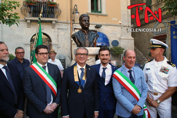 Nicosia, inaugurato il busto bronzeo di Ferdinand Pecora