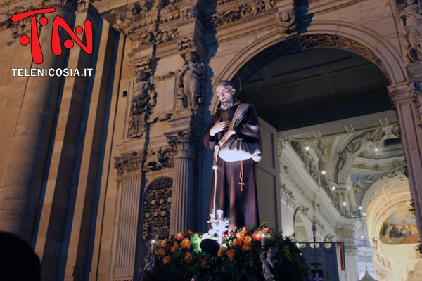 Nicosia, la processione di San Felice