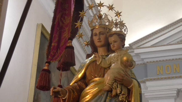 Nicosia, la processione della Madonna della Catena