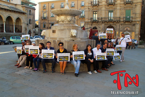 Arrivato a Nicosia il tour del M5S per il NO al referendum