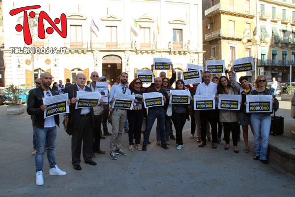 Arrivato a Nicosia il tour del M5S per il NO al referendum