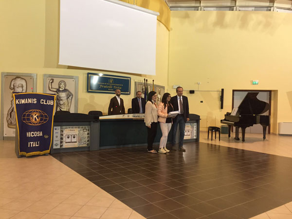 Nicosia, il Kiwanis premia gli alunni più meritevoli