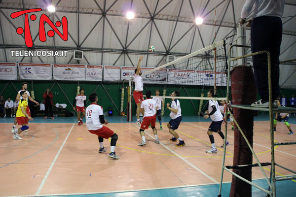 Volley maschile serie D, il Città di Nicosia vince la prima partita di campionato