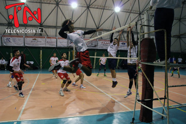 Volley maschile serie D, il Città di Nicosia vince la prima partita di campionato