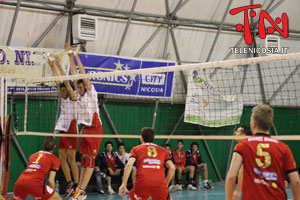 Volley, Nicosia-Aquila Bronte 3-2