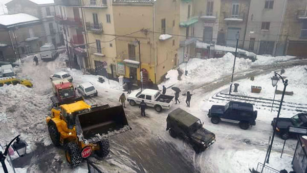 Troina,  l’esercito invia rinforzi