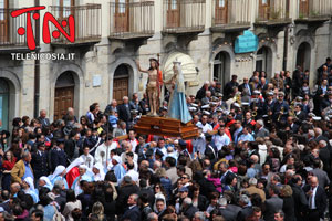 Pasqua nicosiana, 'u scontru' a Piazza Garibaldi