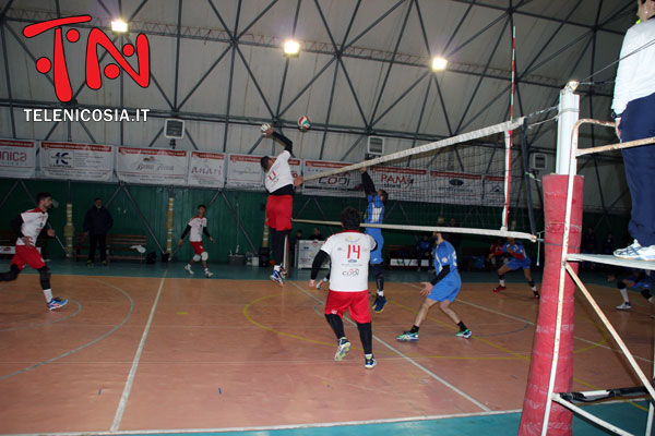 Volley maschile serie D, il Città di Nicosia batte in casa il Modica e conclude il girone d’andata in testa alla classifica