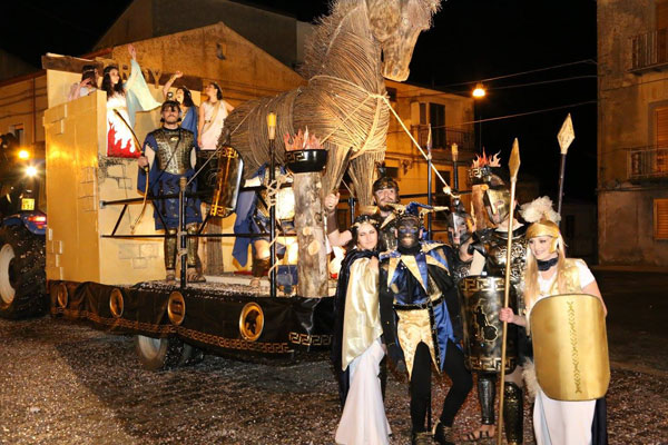 Villadoro, un’edizione colorata e divertente del carnevale 2017