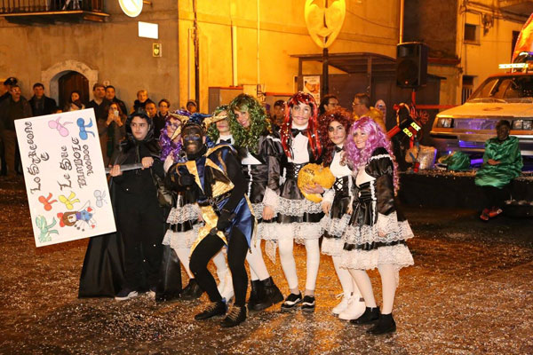 Villadoro, un’edizione colorata e divertente del carnevale 2017