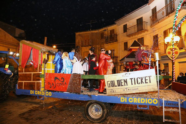 Villadoro, un’edizione colorata e divertente del carnevale 2017