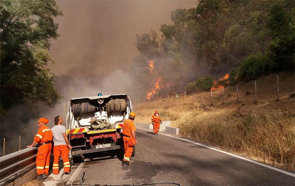 Migliora la situazione degli incendi in provincia di Enna, chiuso il Centro di Coordinamento dei Soccorsi