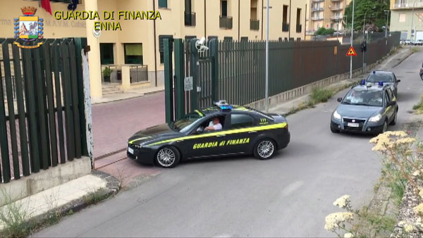 Enna, sequestrati dalla Guardia di Finanza beni per oltre 4,6 milioni di euro ad una società ennese