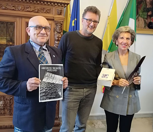 La Torre di Federico di Enna apre le porte a una Scuola di falconeria federiciana