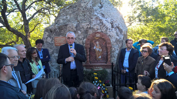 Nicosia, inaugurata un’edicola votiva dedicata a San Luca Casale