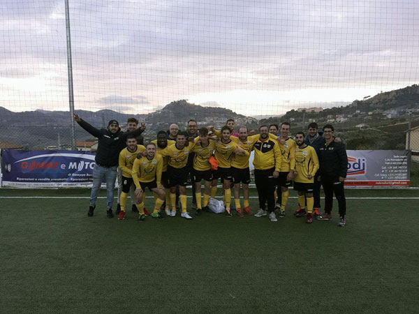 Calcio a 5 serie D, il Nicosia Futsal batte in casa la Puntese