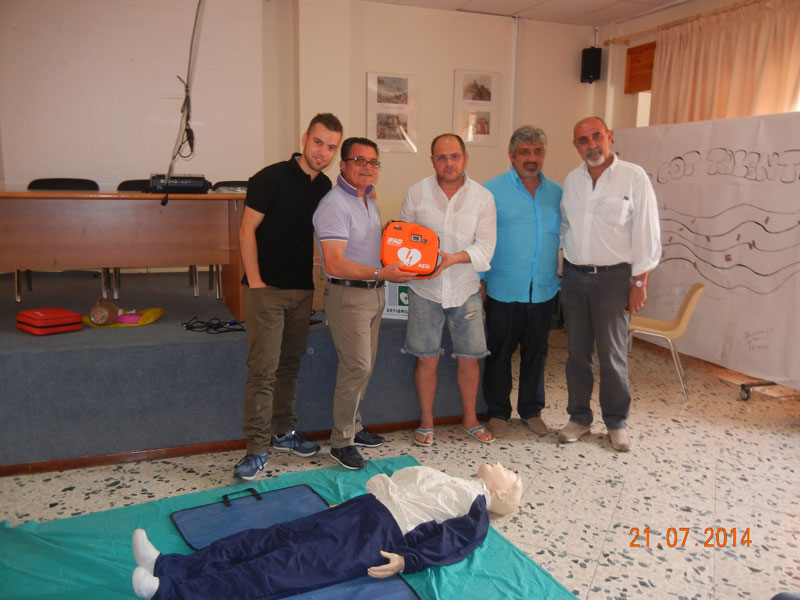 Nicosia, corso sull'uso del defibrillatore donato da Nino Fiscella