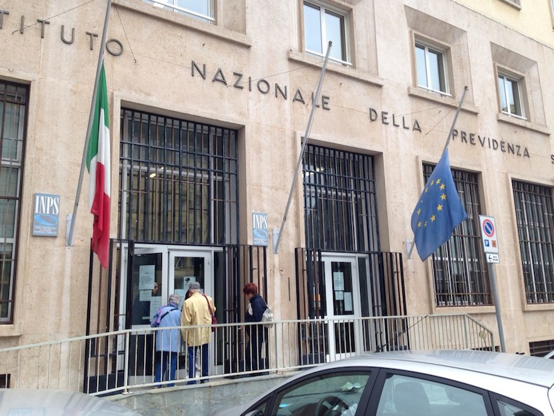 Istituto Nazionale della Previdenza Sociale. 
Costante collaborazione tra l’Inps e la Polizia postale per la protezione dei dati.
L’Istituto rafforza i propri sistemi di sicurezza e promuove campagne informative