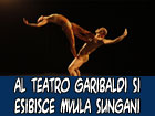 La stagione del Teatro Garibaldi si apre con l’acrobalance di Mvula Sungani